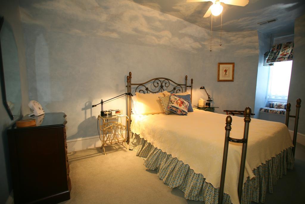 C.W. Worth House Bed And Breakfast Wilmington Rum bild