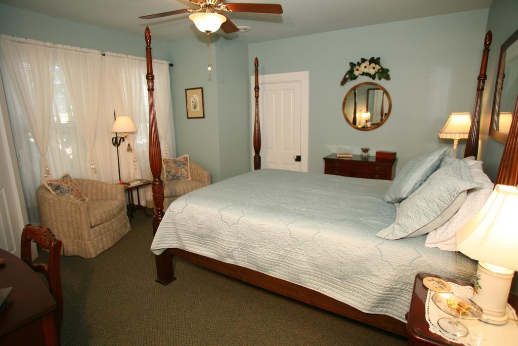 C.W. Worth House Bed And Breakfast Wilmington Rum bild
