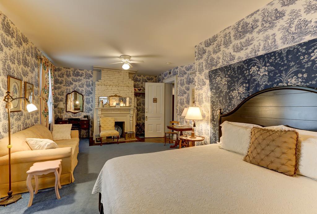 C.W. Worth House Bed And Breakfast Wilmington Rum bild