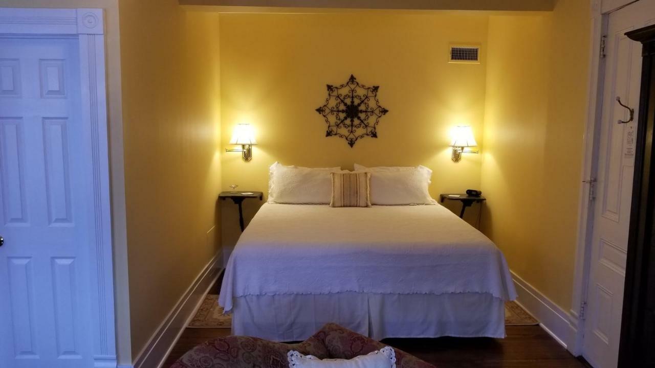 C.W. Worth House Bed And Breakfast Wilmington Exteriör bild